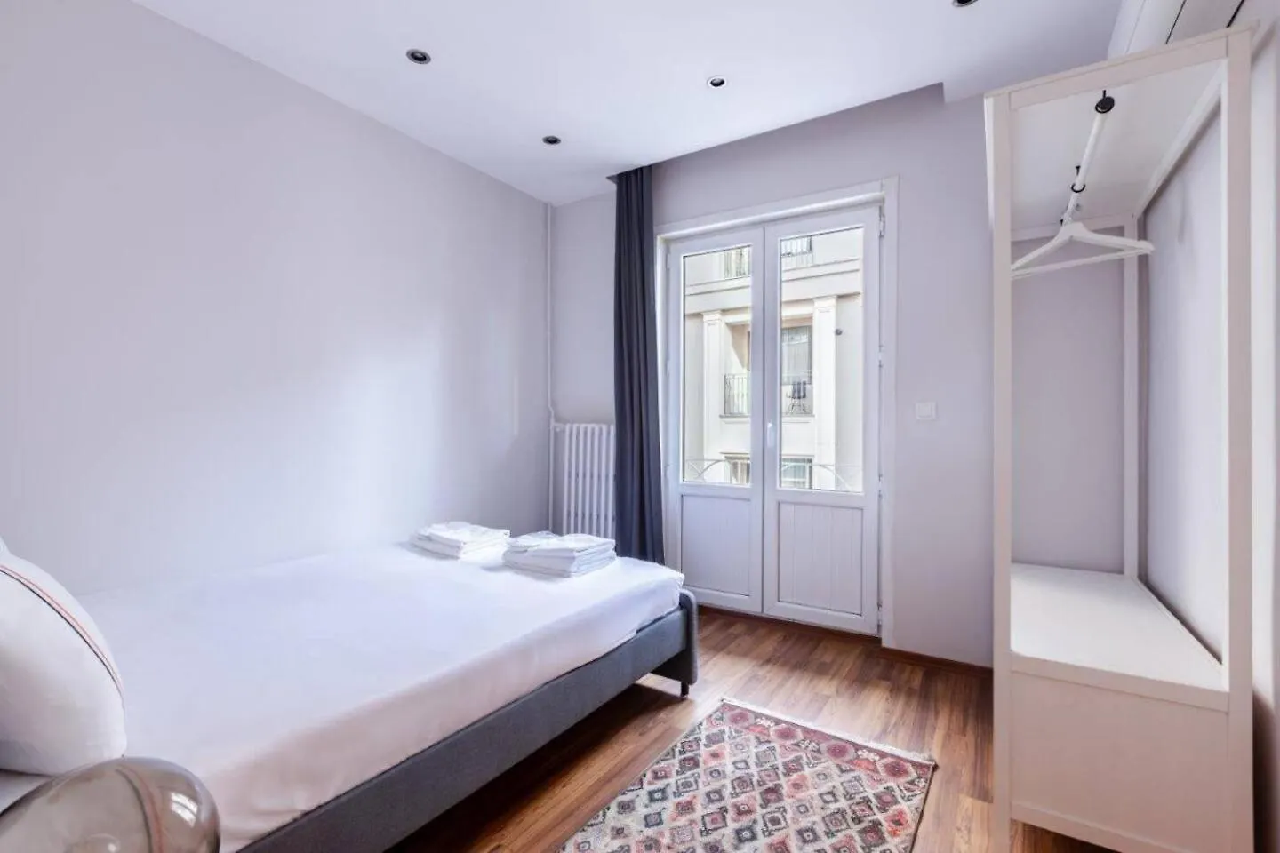 Spacious Modern 4-Bed2Bath Central Oasis! #370 Stambuł 0*,