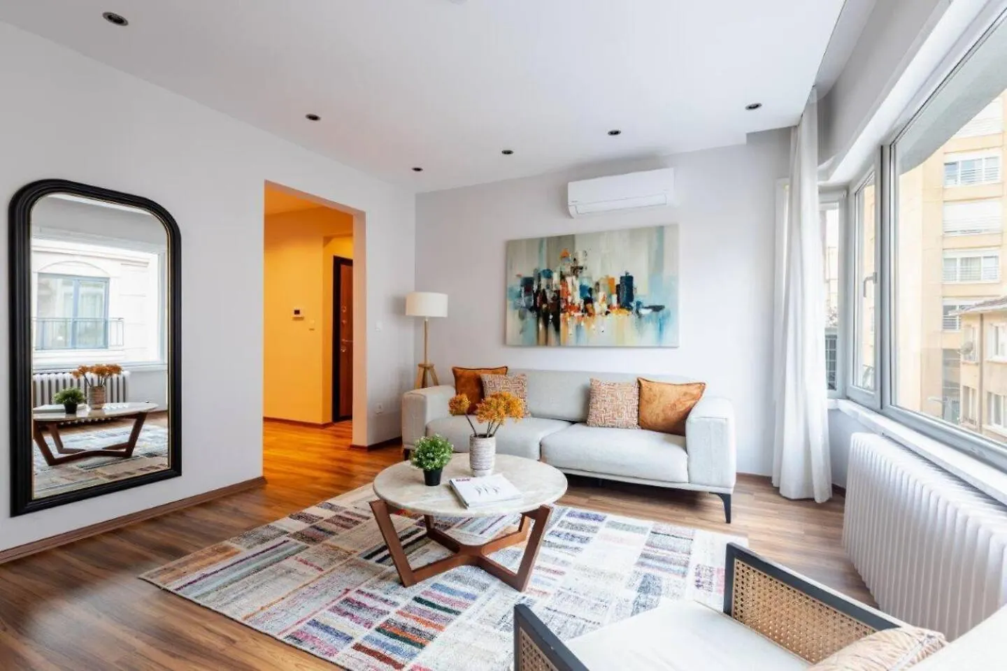 Spacious Modern 4-Bed2Bath Central Oasis! #370 Stambuł Apartament
