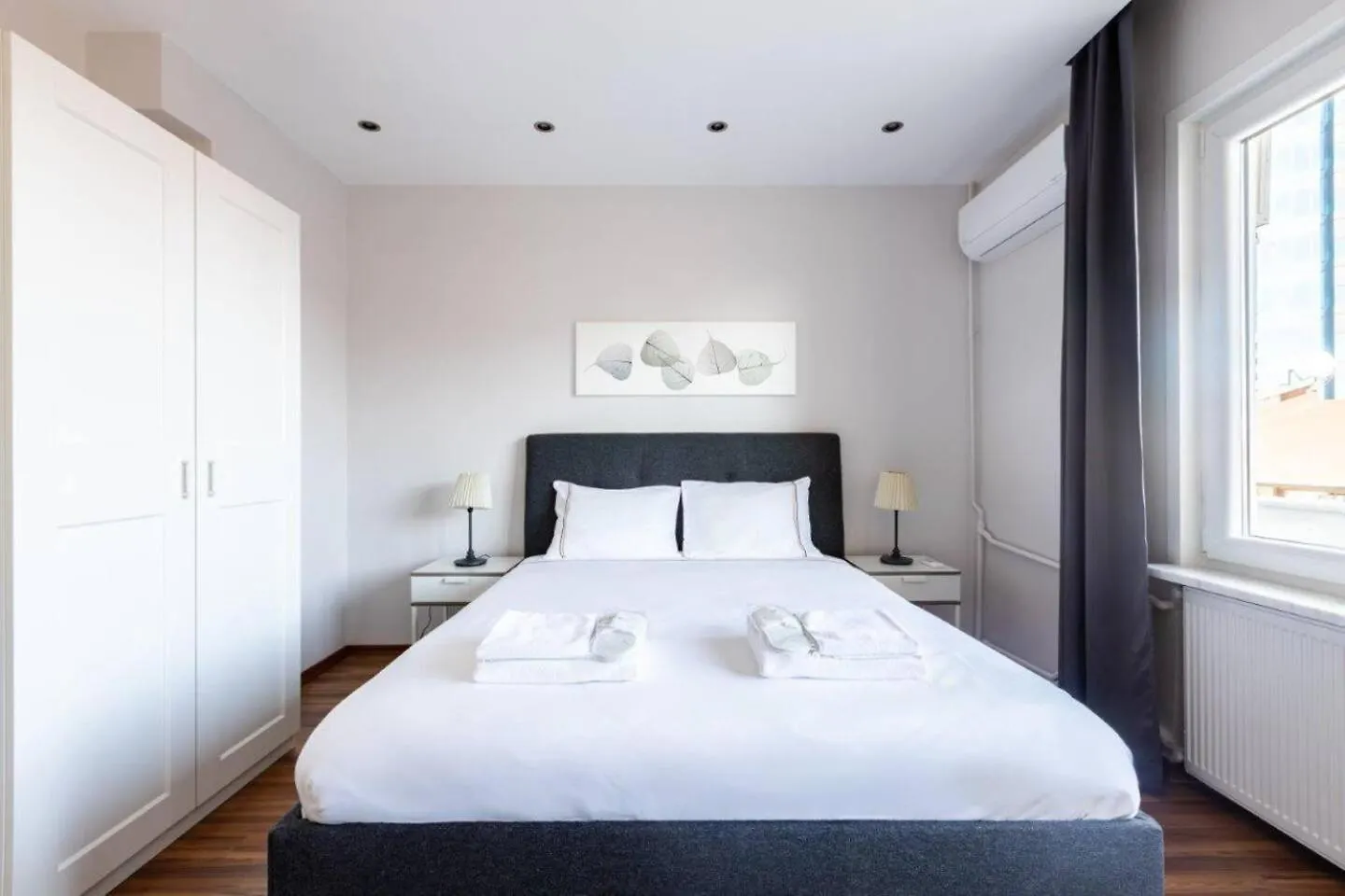 Apartment Spacious Modern 4-Bed2Bath Central Oasis! #370 Istanbul