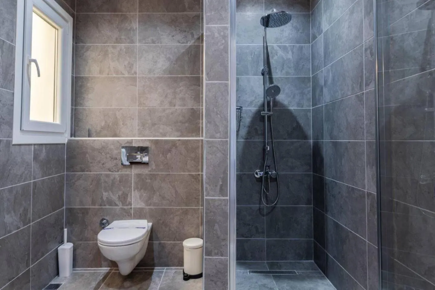 Spacious Modern 4-Bed2Bath Central Oasis! #370 Istanbul 0*,